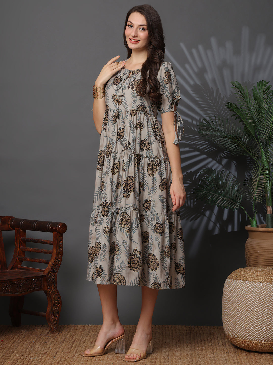 Woman wearing Grey Floral Dress