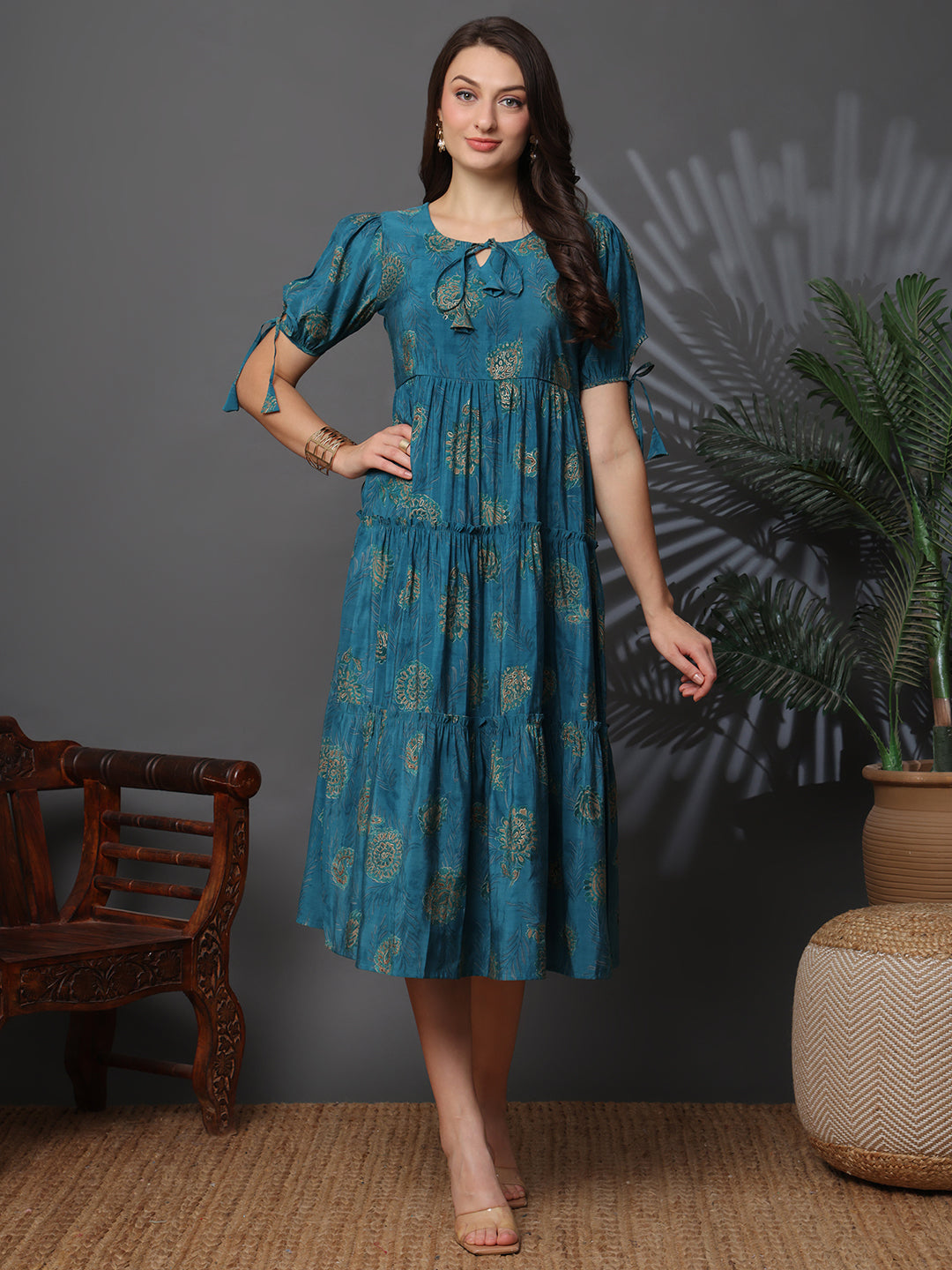 Woman wearing Blue Abstract Printed Dress