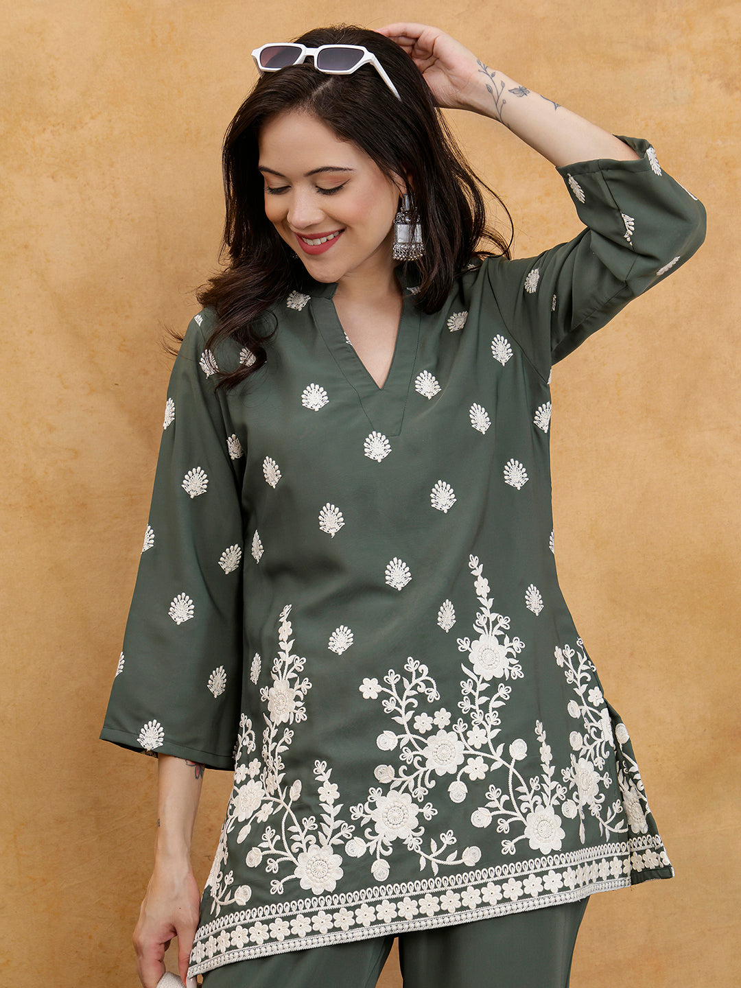 Green Embroidered Mandarin Collar Tunic with Palazzos Co-Ord Set