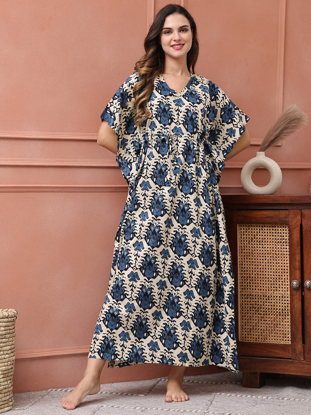 Woman wearing Blue Abstract Printed Kaftan Dress
