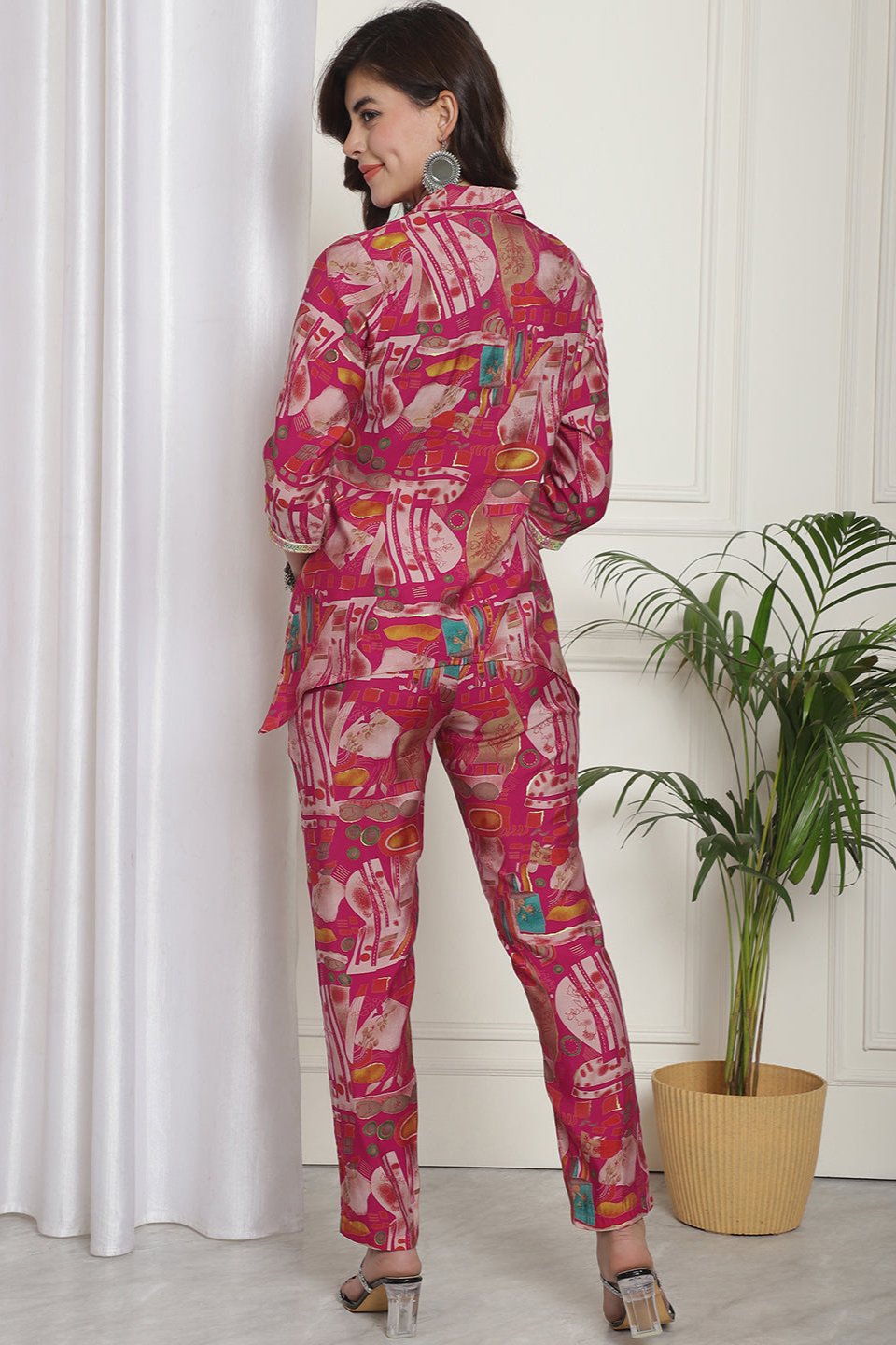 Close-up of the Chanderi silk fabric on the pink co-ord set
