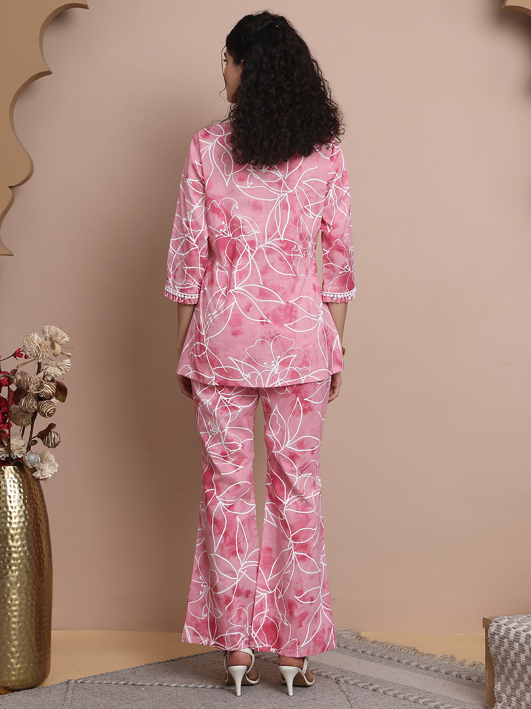 Model walking in comfortable Pink Cotton co-ord outfit