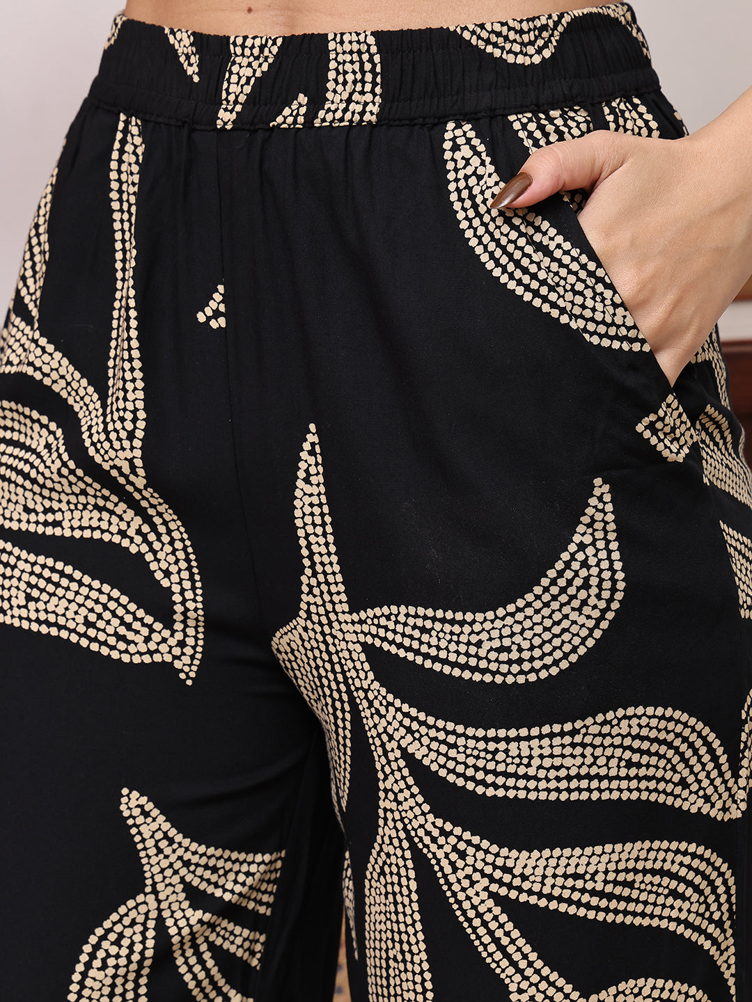 Black Colour Abstract Printed Viscose Rayon Lounge Pants For Women