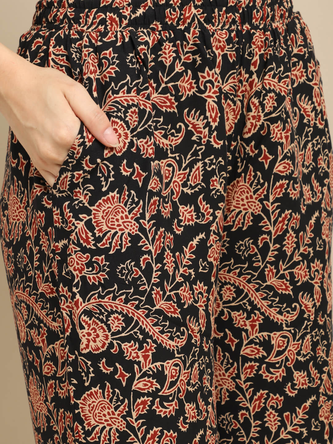 Black Abstract Printed Viscose Rayon Night Suit for Women by Claura