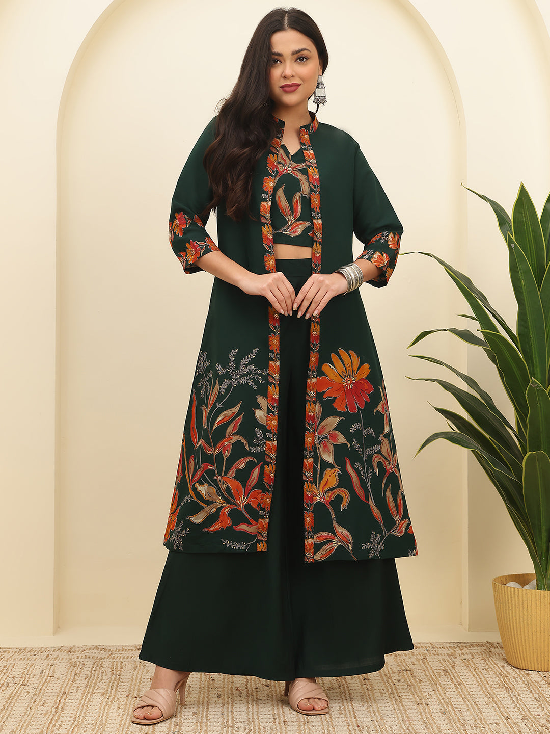 Woman wearing Green Floral Co-Ord Set for Women