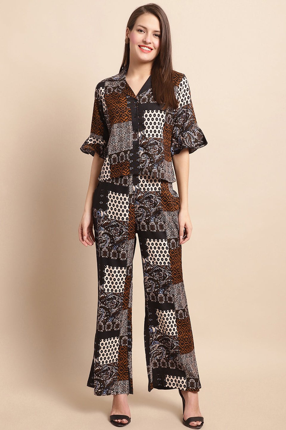 Woman wearing Black Abstract Print Co-Ord Set 