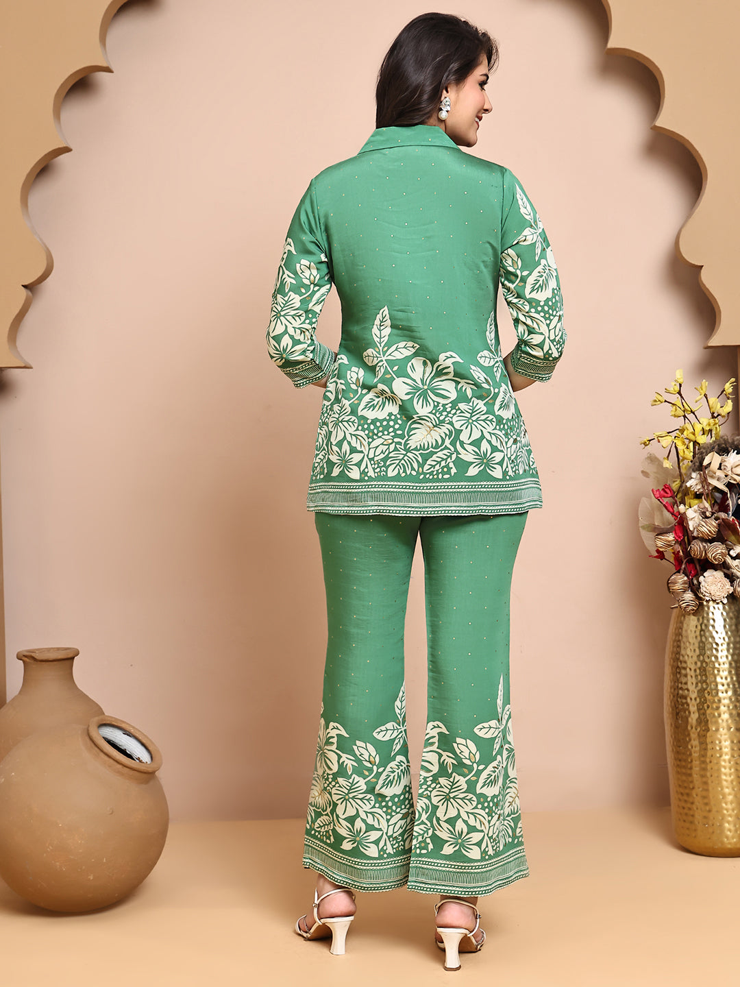 Lifestyle shot of Floral Chanderi Co-Ord Set for a brunch outing