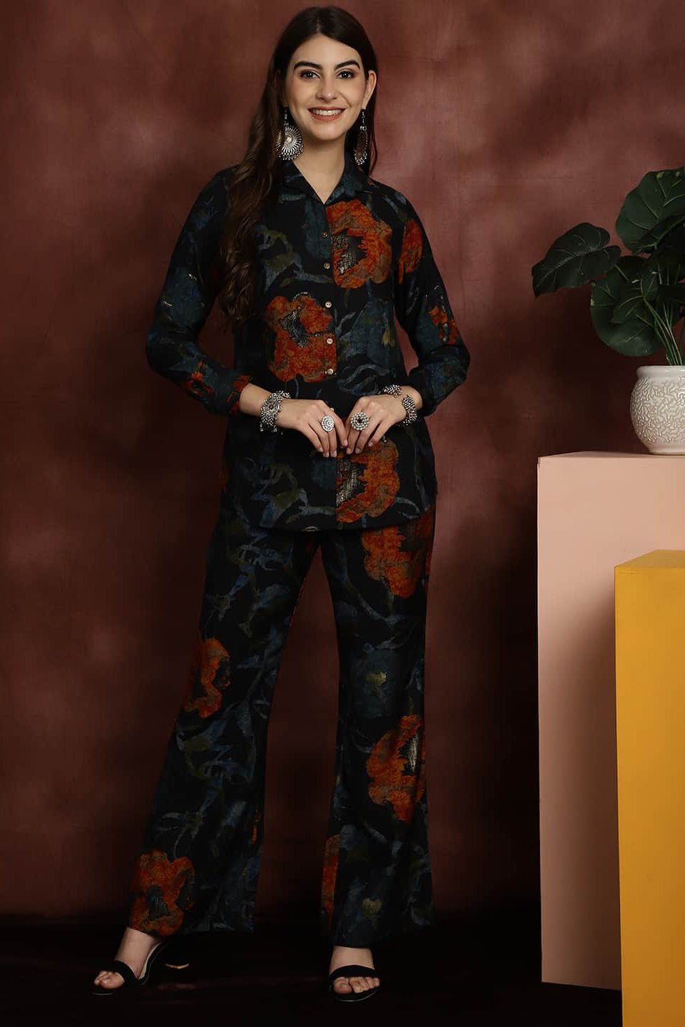 Woman wearing Navy Motif Printed Co-Ord Set
